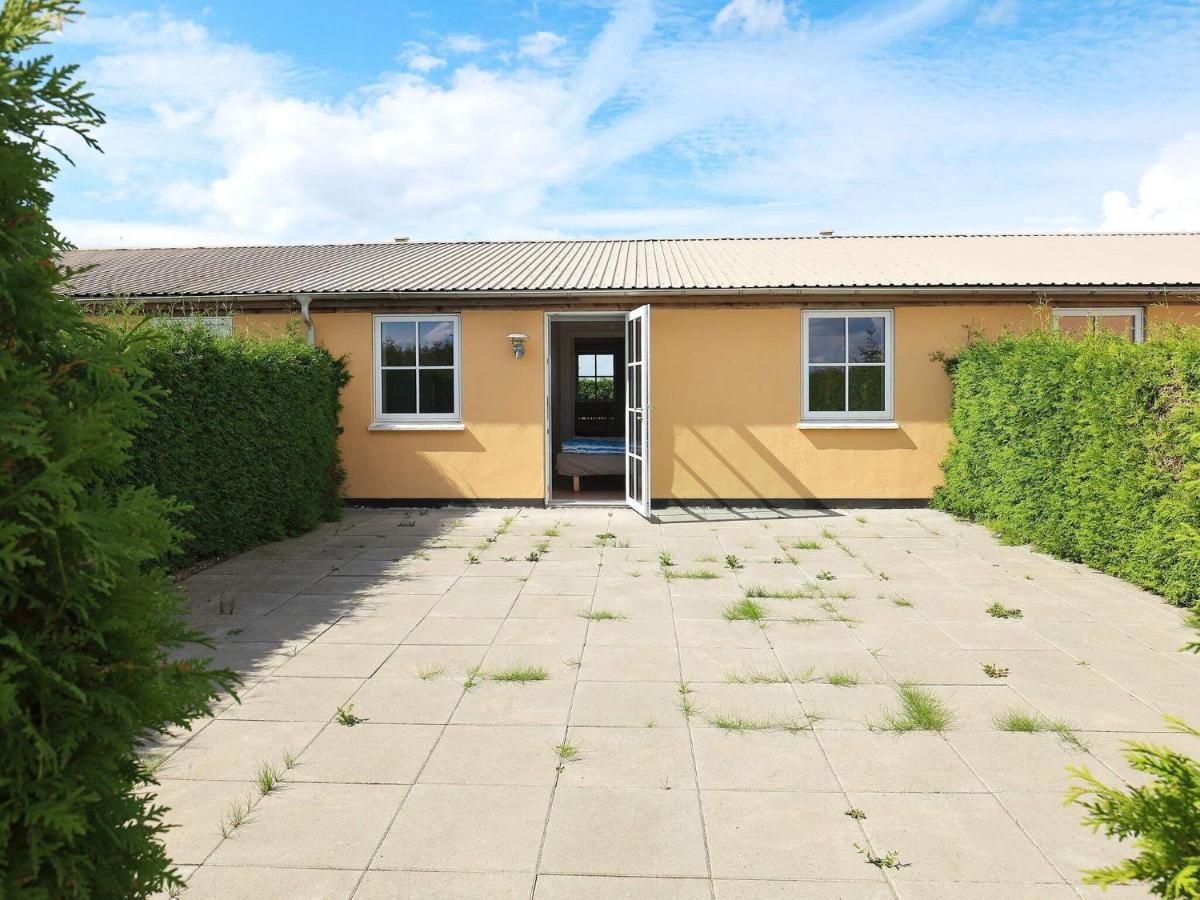 6 Person Holiday Home In Fåborg Exterior foto